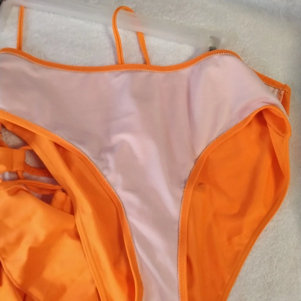 Two-Piece bikini - Picture 4 of 5